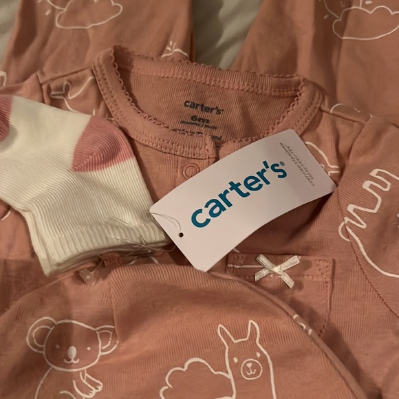 Baby Girl 
3 Piece Pants Set 
Size 6 months - Picture 4 of 4